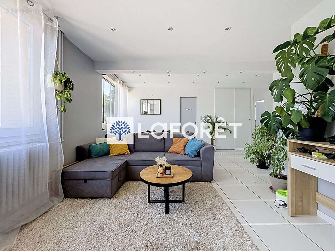 Appartement à MONTLUEL