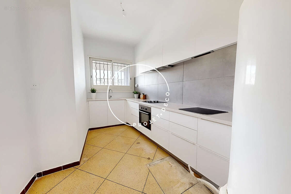 A vendre - Appartement T3 avec Balcon au calme absolu  et Vue Colline ? Parc Sévigné, Marseille 13009 - photo 5