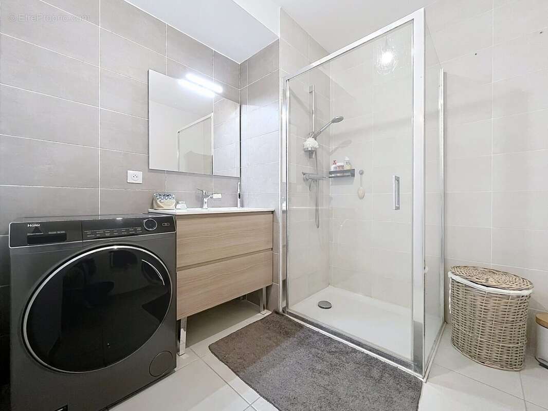 Appartement à VARCES-ALLIERES-ET-RISSET