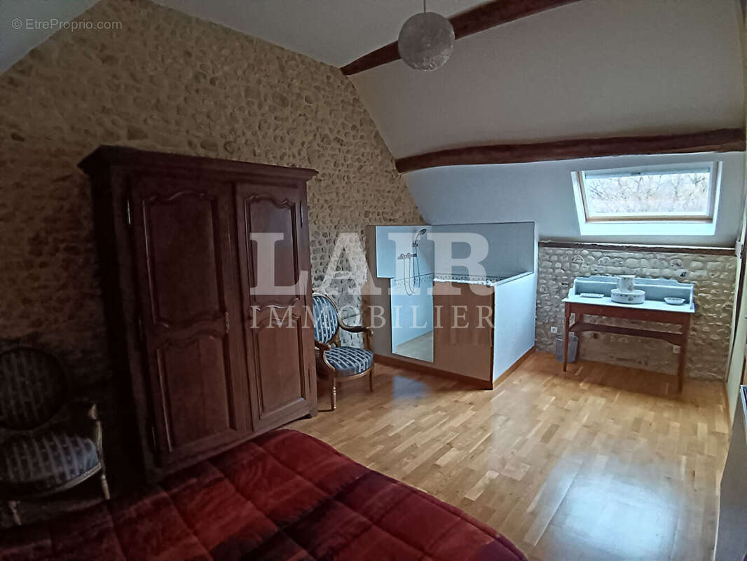 Maison à LE MELE-SUR-SARTHE