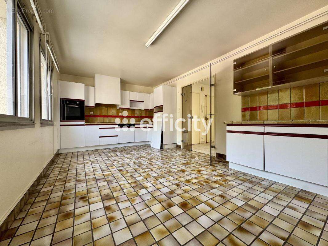 Appartement à THIERS