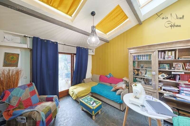 Maison à MONTREVEL-EN-BRESSE