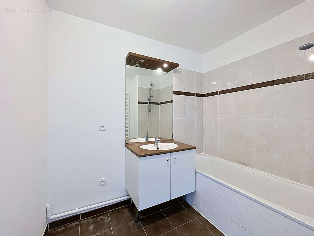 Appartement à CHATILLON