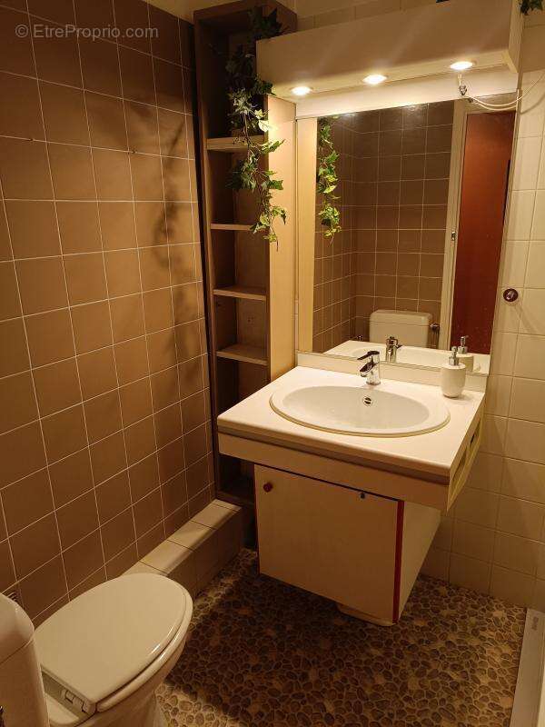 Appartement à FONTENAY-LE-FLEURY