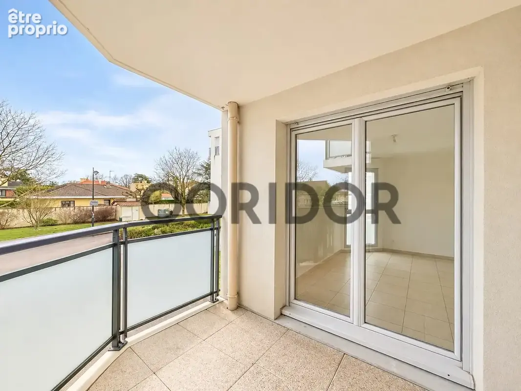 Appartement 63 m² à Meyzieu  - photo 8