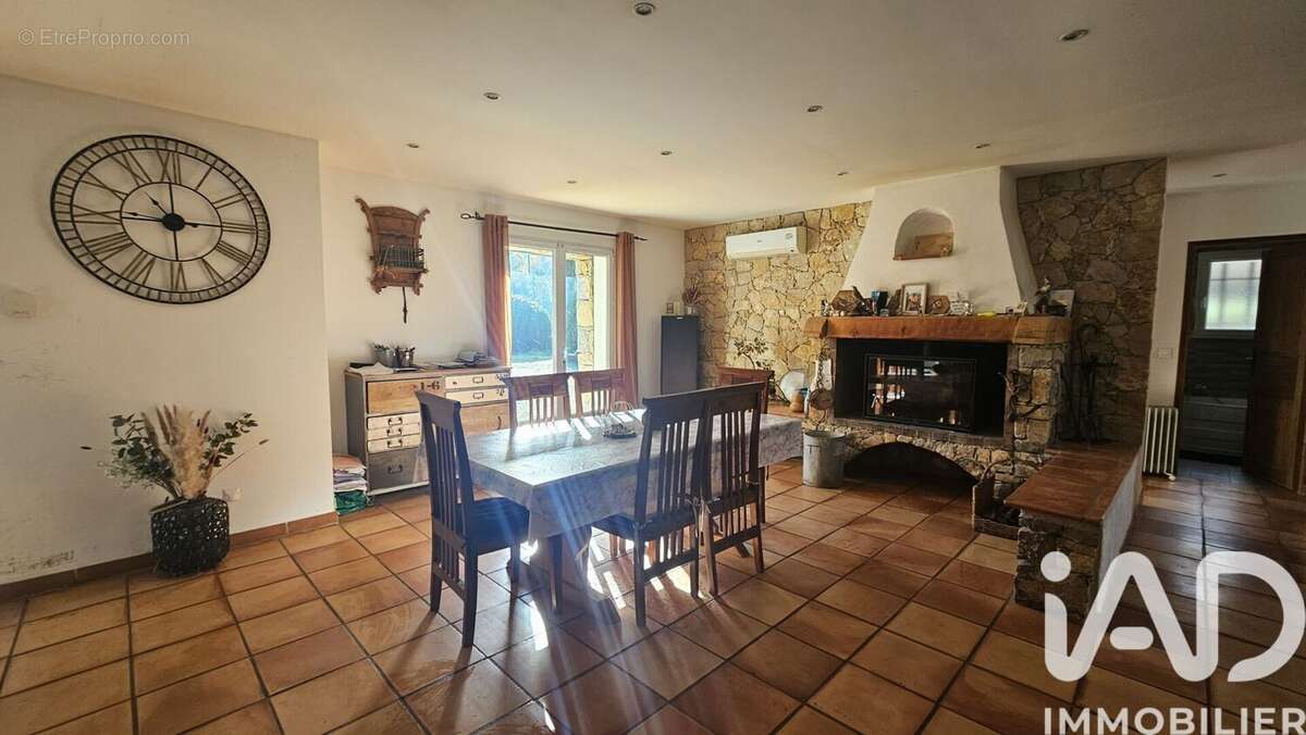 Photo 8 - Maison à LORGUES