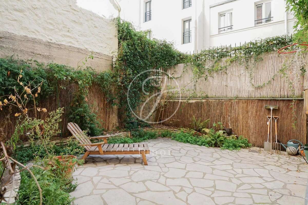 Appartement à PARIS-9E