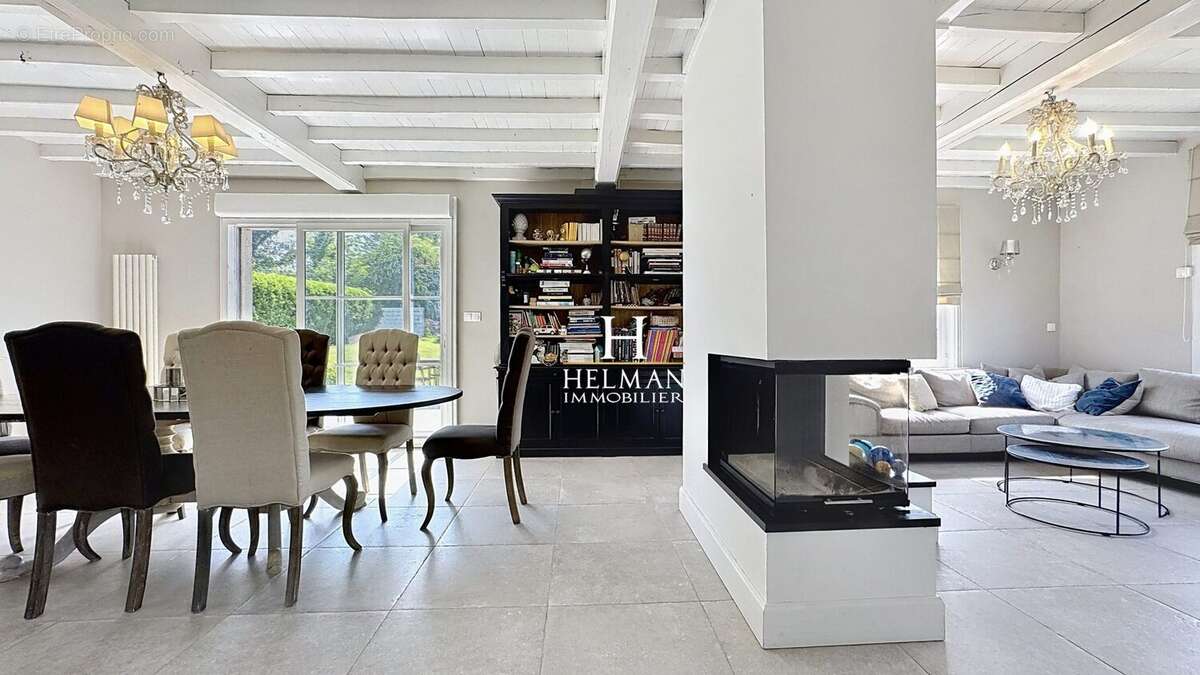 Maison à THIEMBRONNE