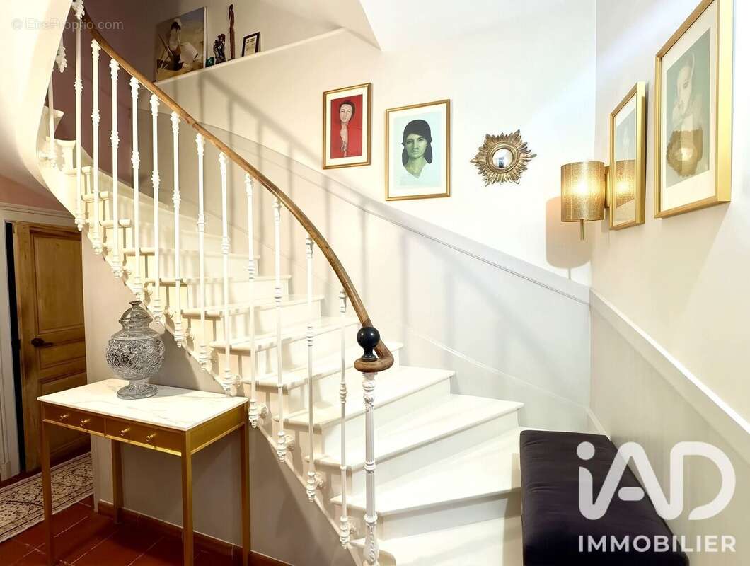 Maison 240 m² à Reims  - photo 7