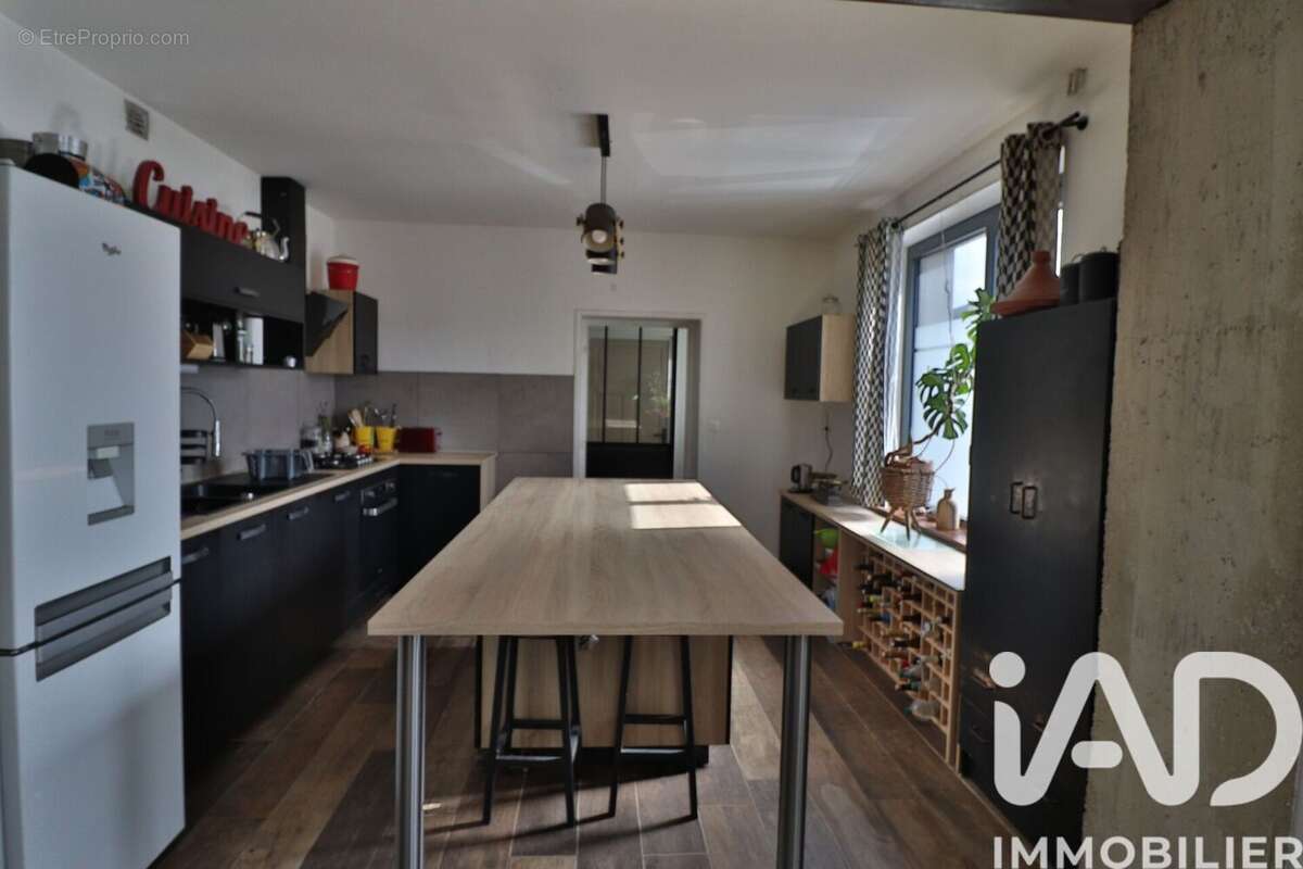 Maison 161 m² à Chevroux  - photo 8