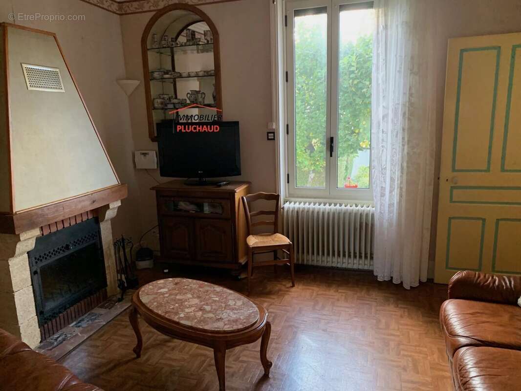 Maison à PARAY-LE-MONIAL