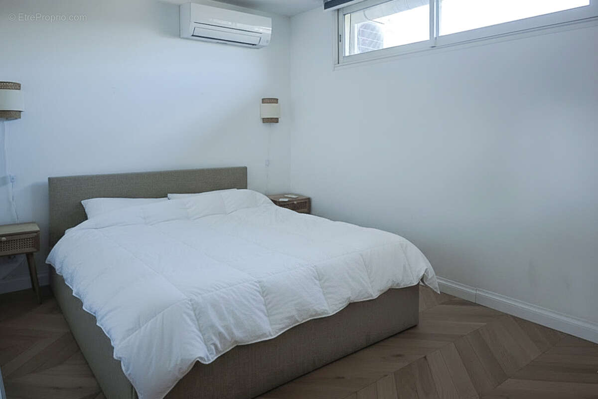 Appartement à MARSEILLE-6E