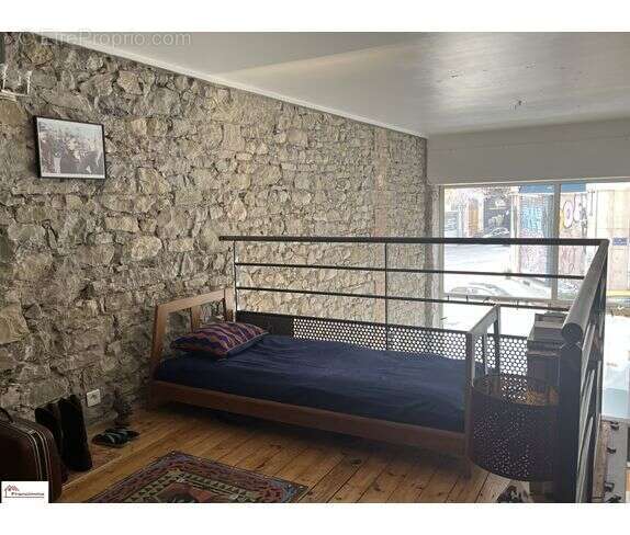 Commerce à GRENOBLE