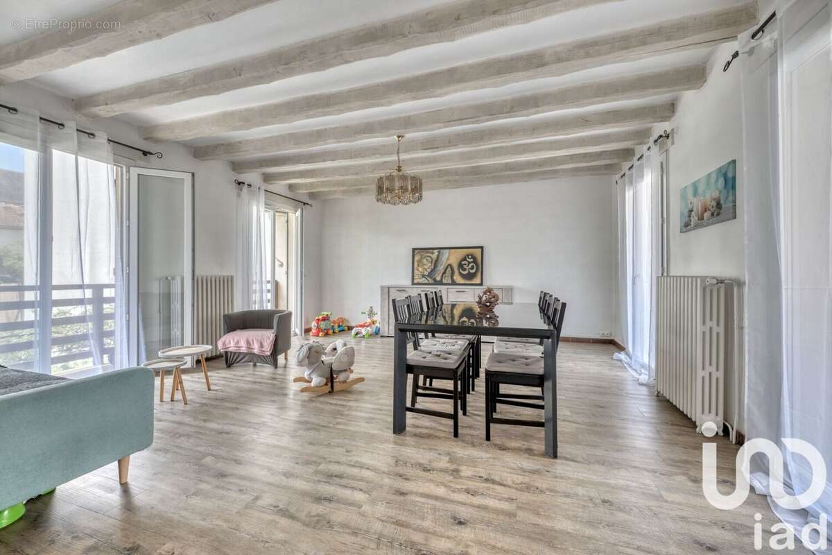 Photo 4 - Maison à LIVRY-GARGAN