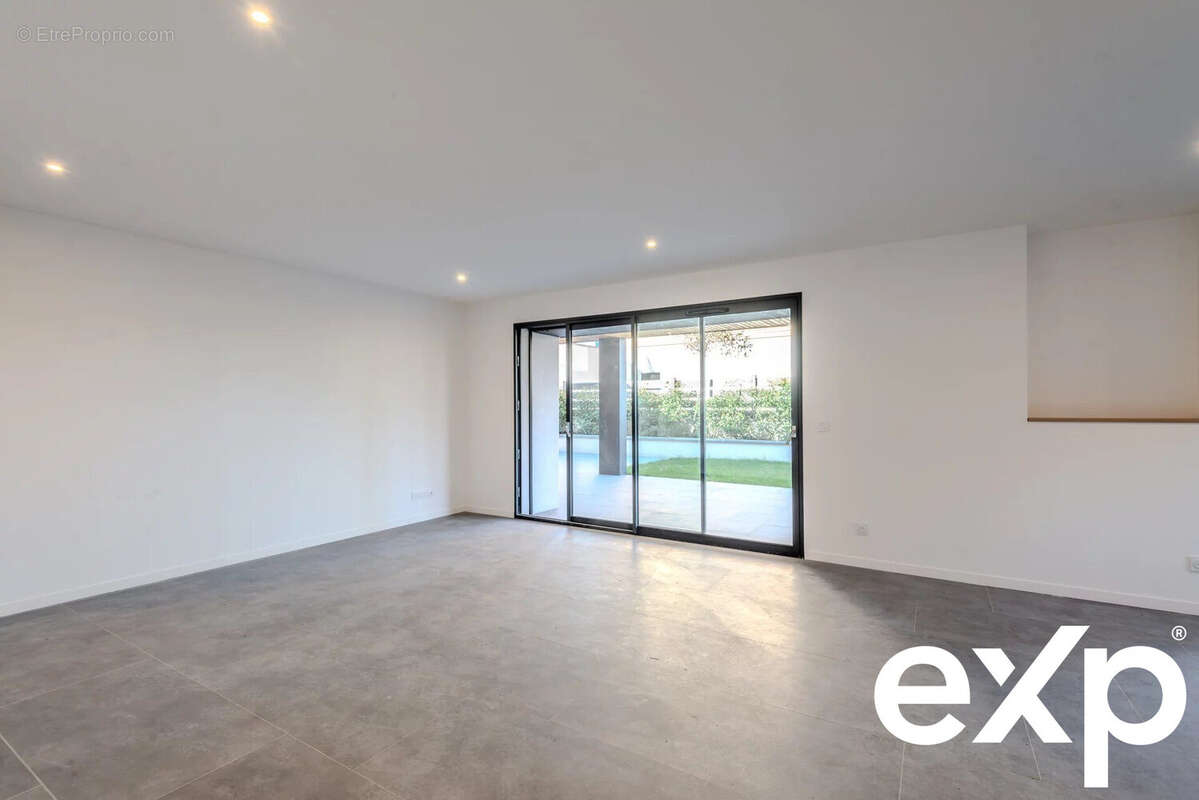 Appartement à NEUVECELLE