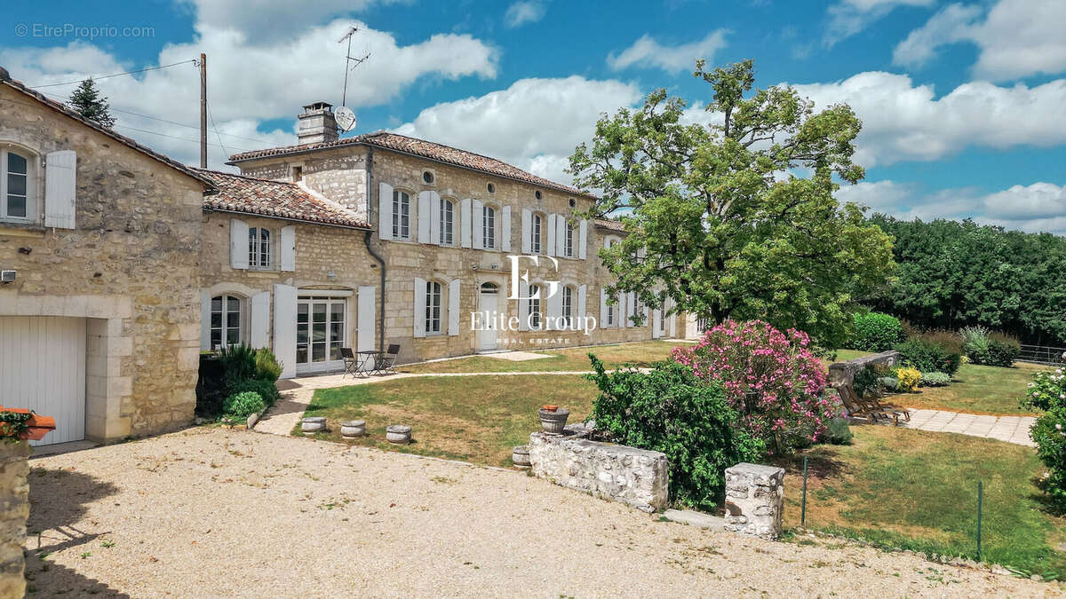 Maison à ANGOULEME