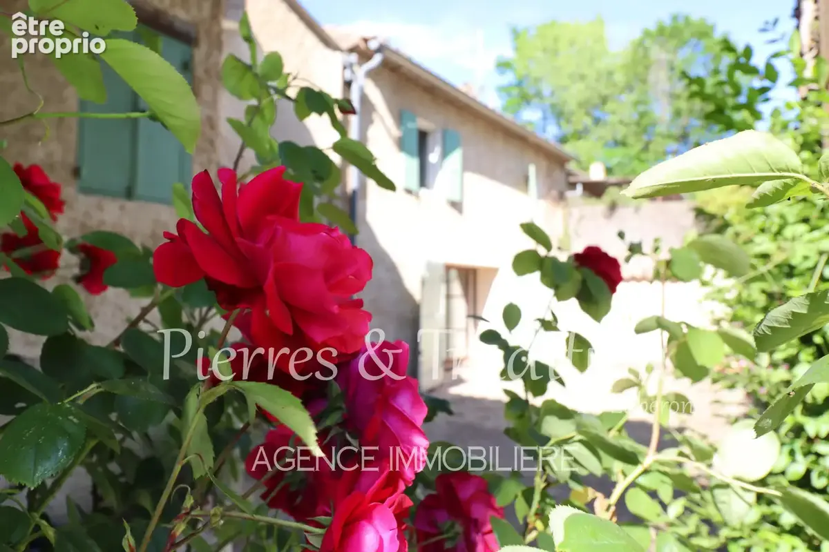Luberon, Belle propriété avec piscine et 3,5 HA de terrain - photo 2