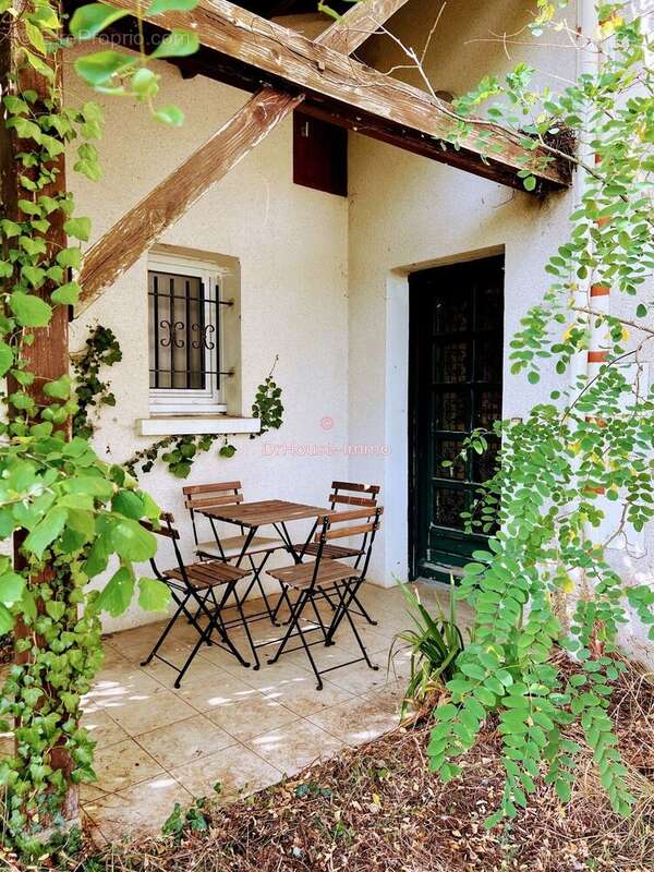 Maison à SAINTE-MAURE-DE-TOURAINE