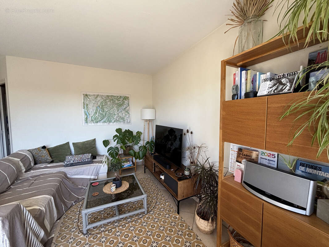 Appartement à GROISY