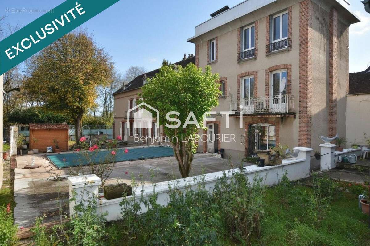 Photo 2 - Maison à JOIGNY