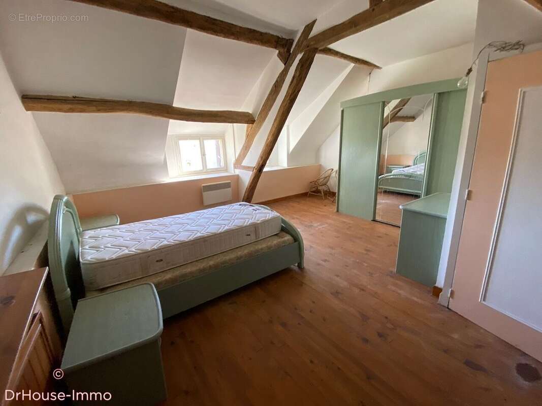 Maison 161 m² à Licheres-Sur-Yonne  - photo 16