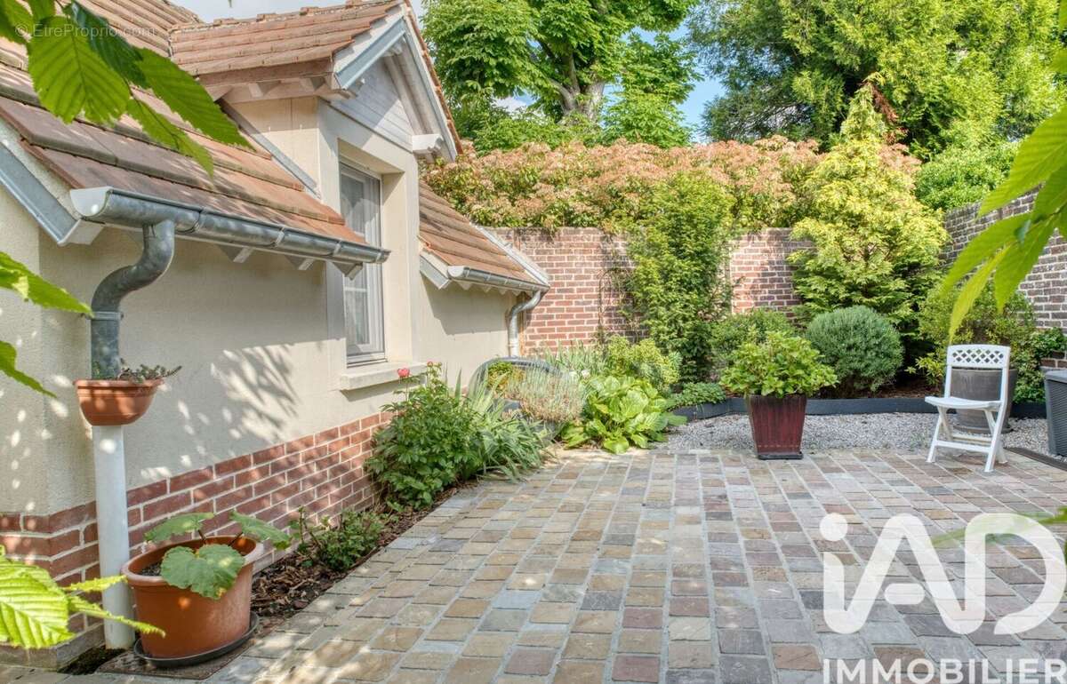 Photo 2 - Maison à COMPIEGNE