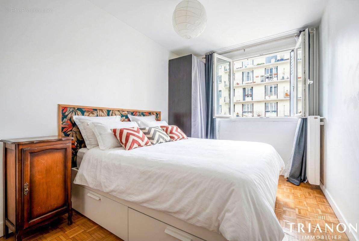 Appartement à SURESNES