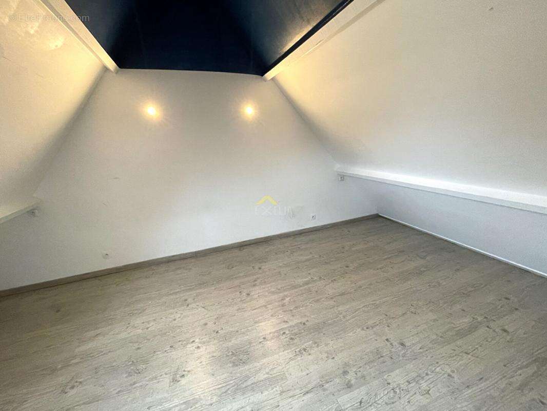 Maison à BENNECOURT