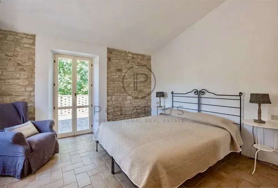 Ferme avec appartements, laboratoire de transformation et boutique à la ferme — Le Marche - photo 39
