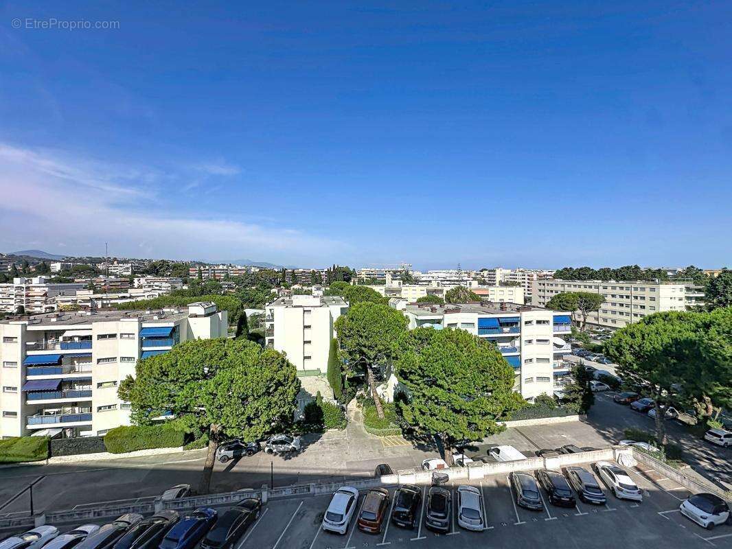 Appartement à CAGNES-SUR-MER