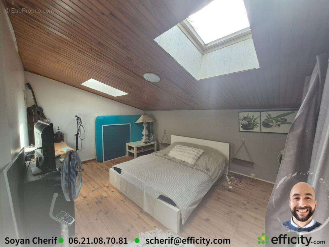 Maison à FLEAC