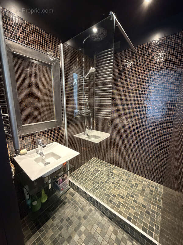 Appartement à SAINT-MAUR-DES-FOSSES