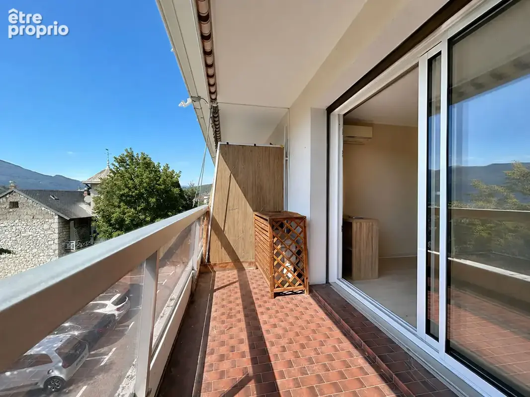 Appartement à AIX-LES-BAINS