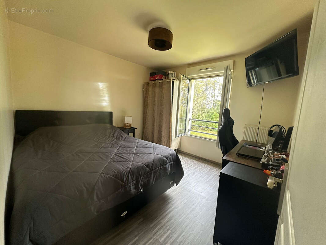 Appartement à MARLY-LA-VILLE