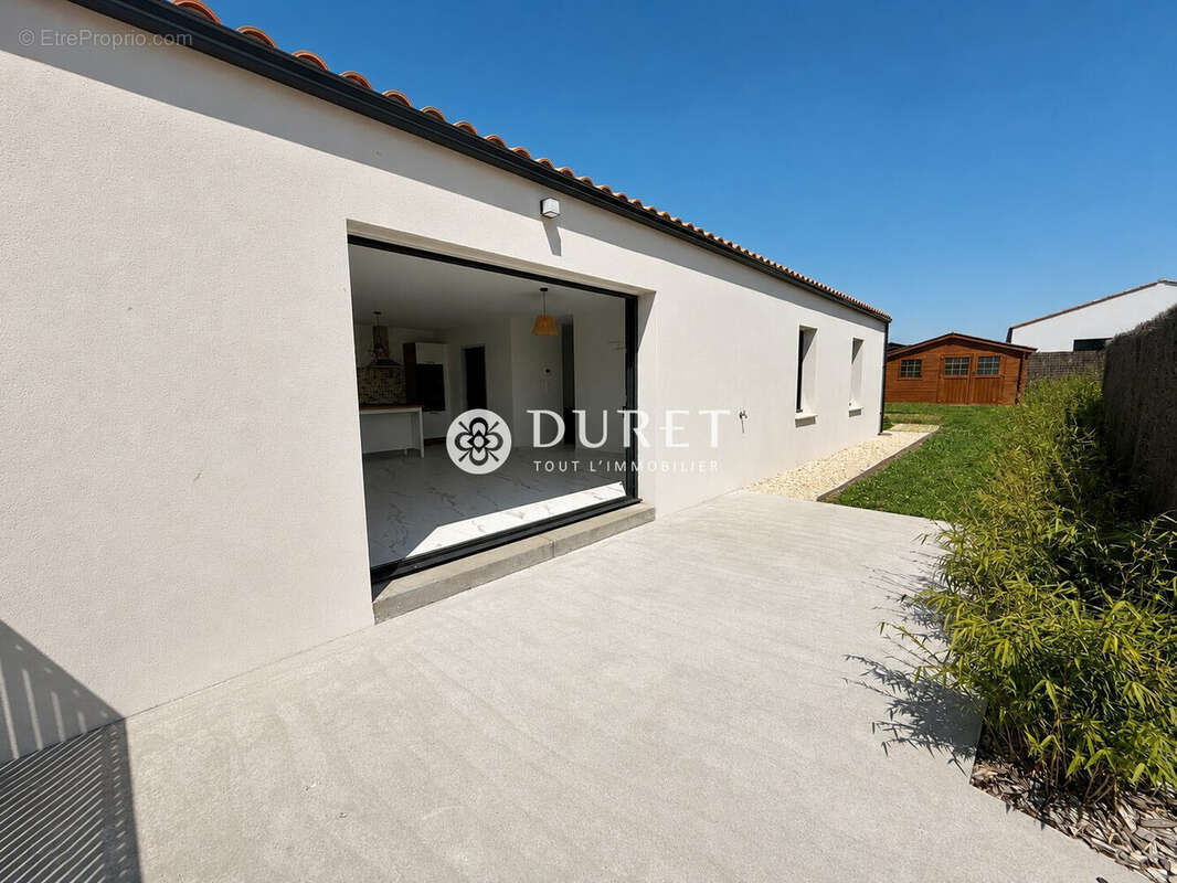 Maison 93 m² à Saint-Vincent-Sur-Graon  - photo 3
