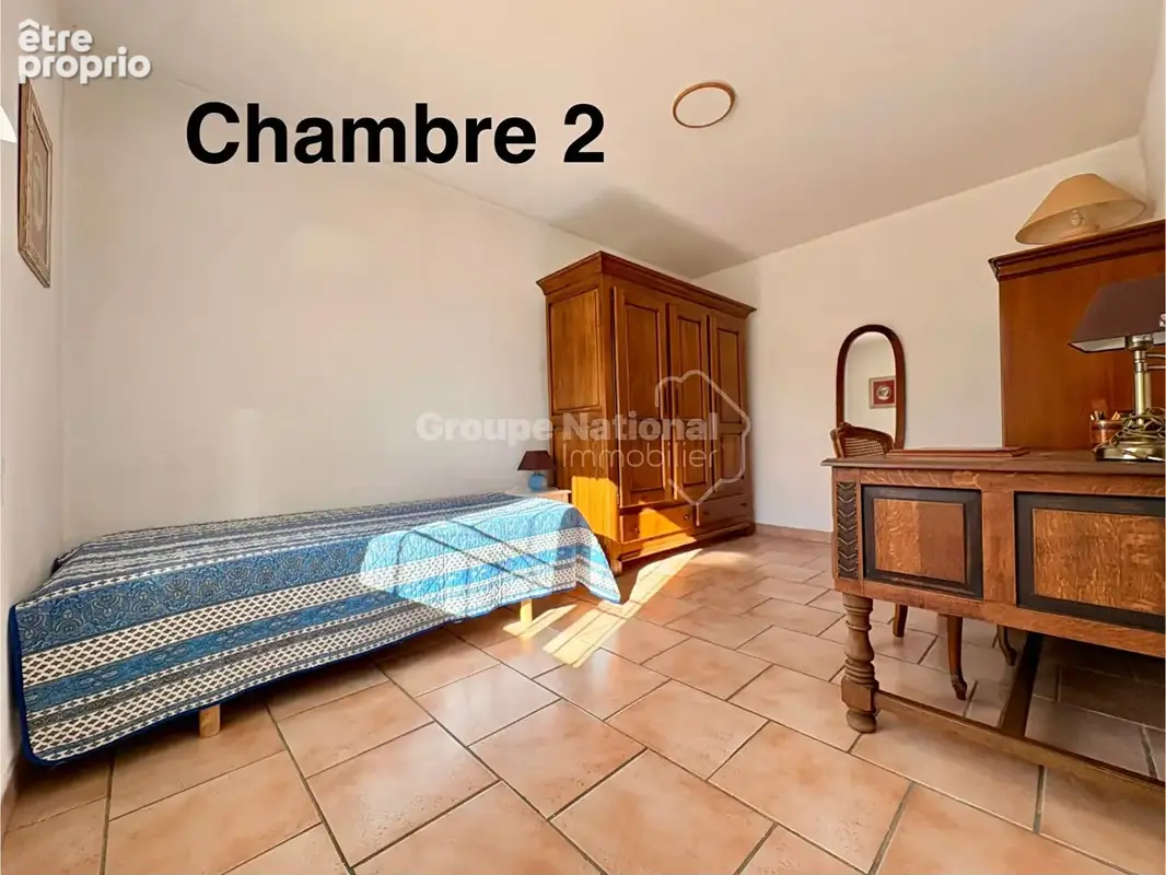 A VENDRE Mas 3/4 chambres, et maisonnette 1 chambre attenante indépendante sur parc arboré de 6400 m² avec piscine - photo 8