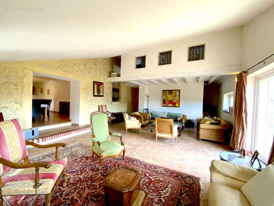 Maison à ALLEGRE-LES-FUMADES