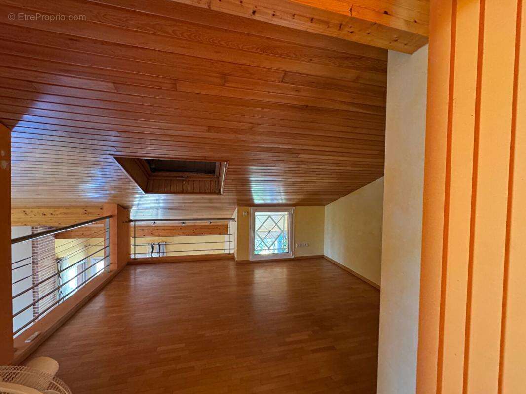 EXCLUSIVITÉ - PIBRAC Maison  6 pièce(s) 177m² - photo 11