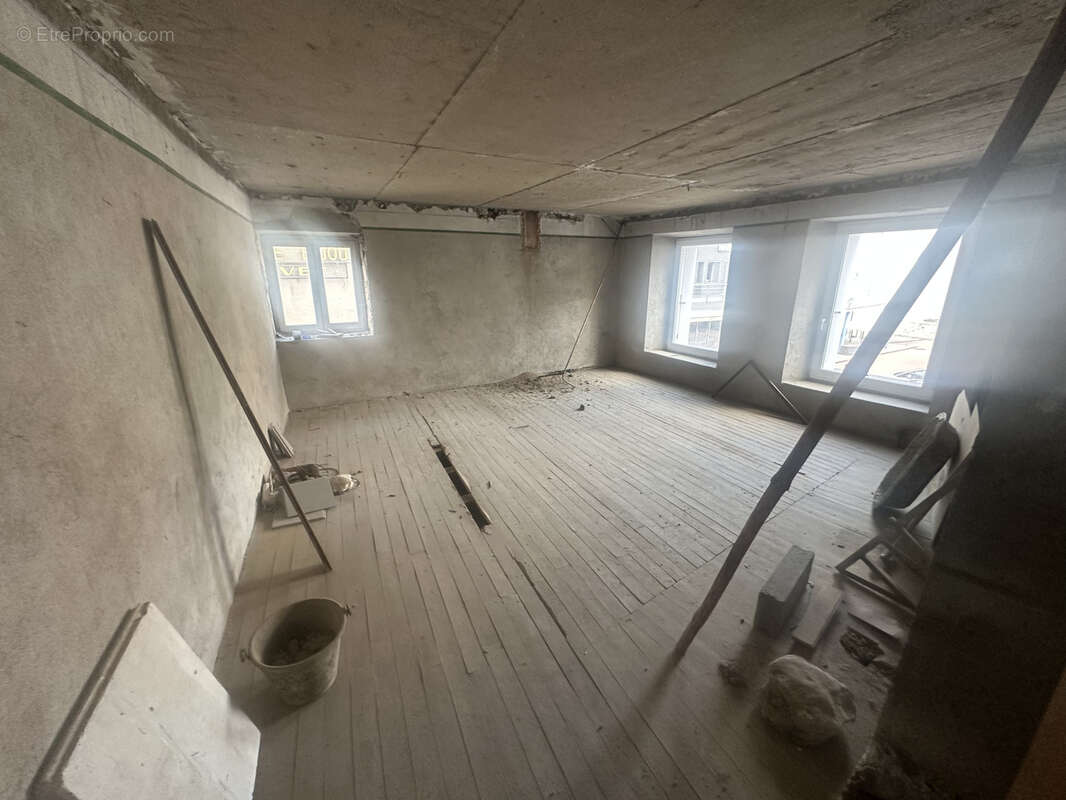 Appartement à YSSINGEAUX