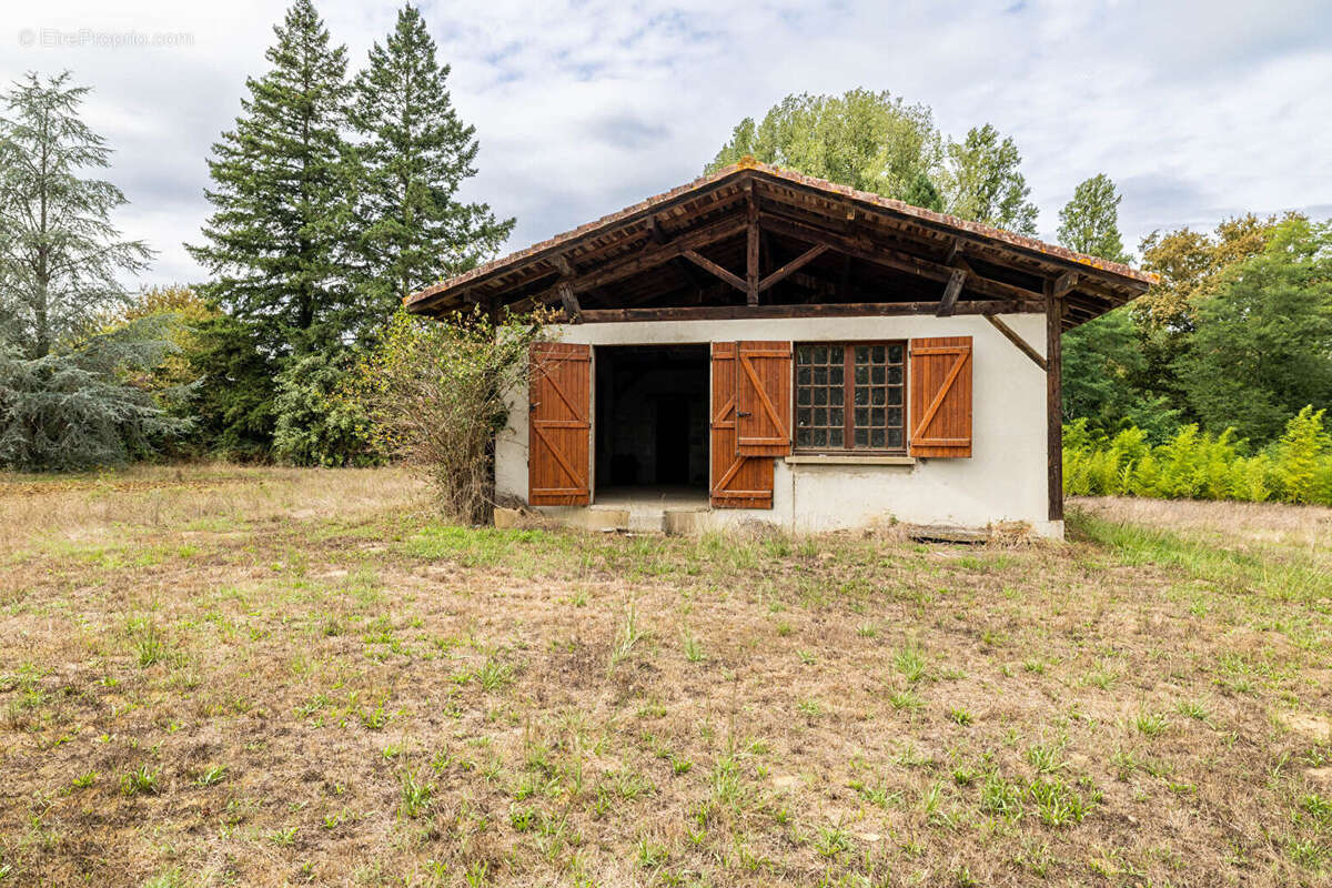 Maison à VILLENEUVE-DE-MARSAN