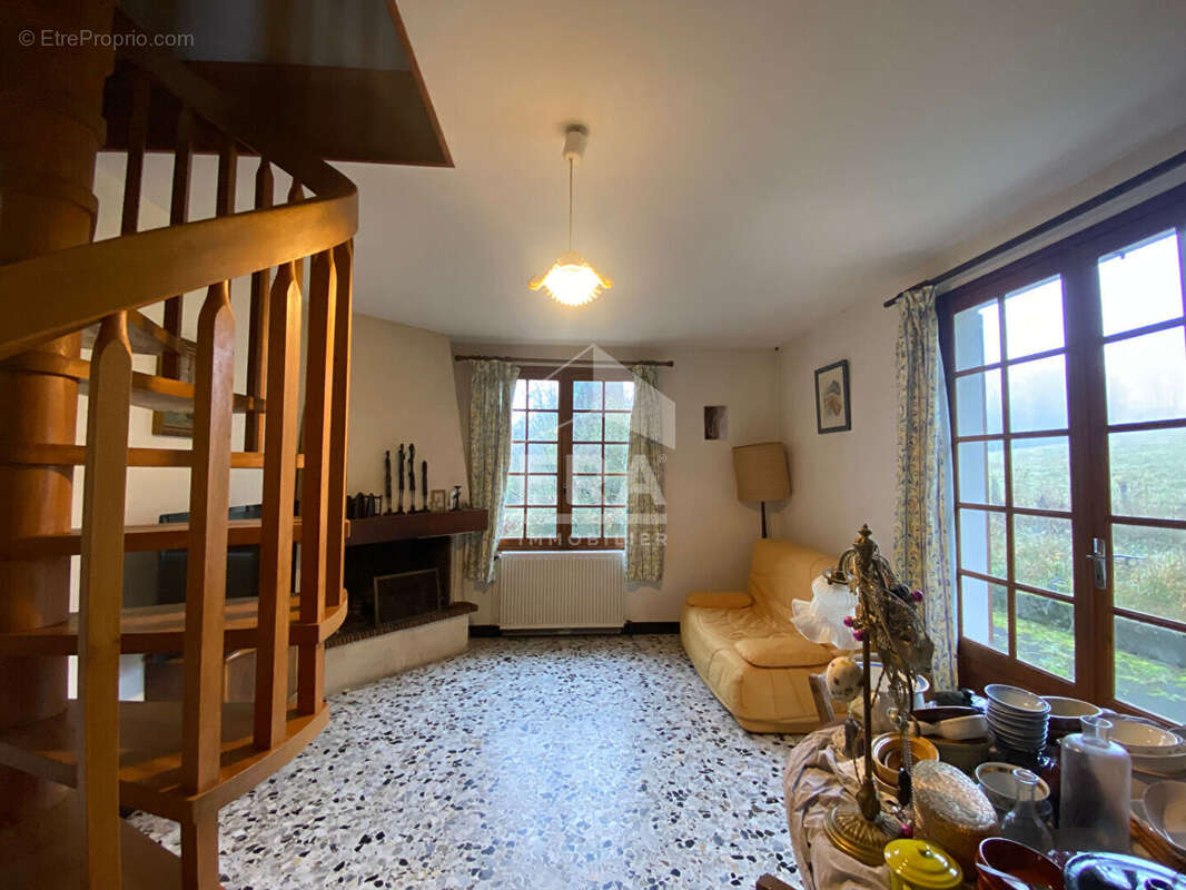 Maison à COUDRAY-AU-PERCHE