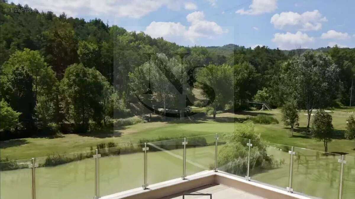 Maison à AIX-EN-PROVENCE