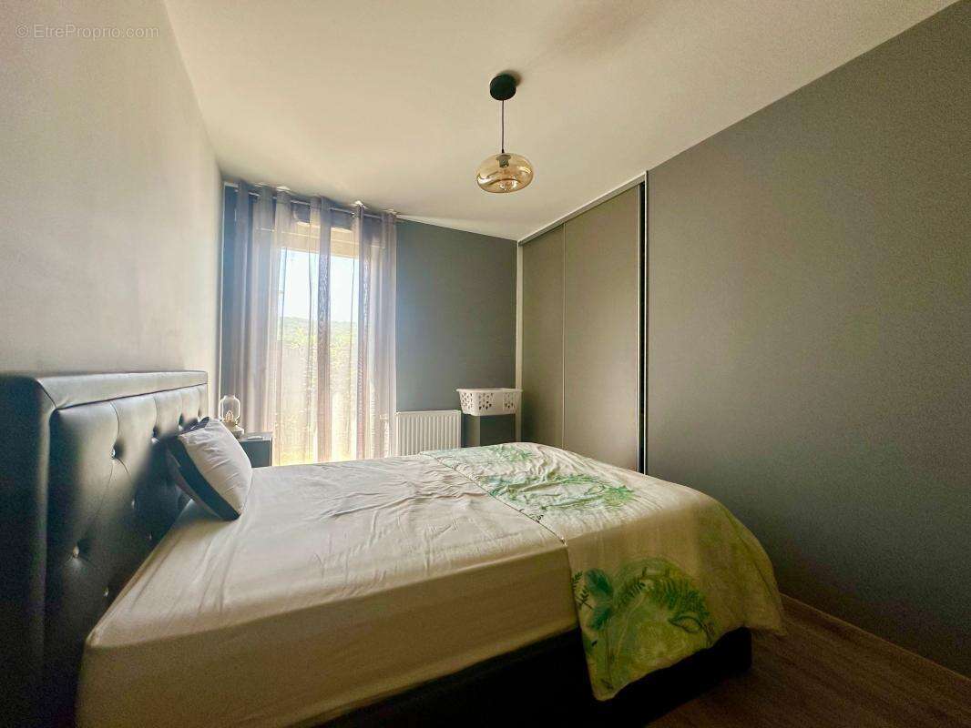Exclusivité – Rare sur le secteur ! Magnifique appartement T3 de 2023, en état strictement récent, offrant un extérieur sans vis - photo 9