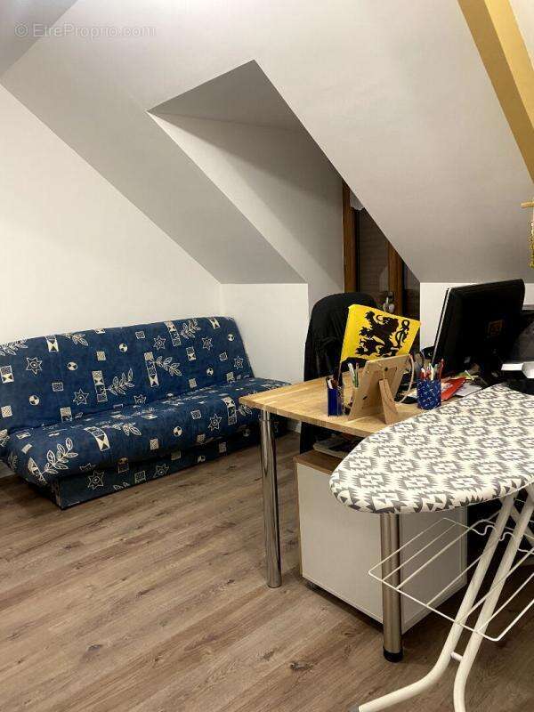 Maison à COURTILLERS