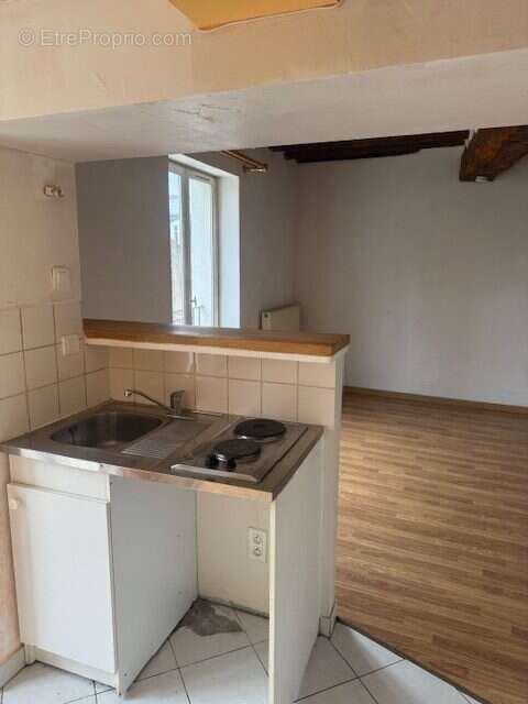 Appartement 328 m² à Chateau-Thierry  - photo 8