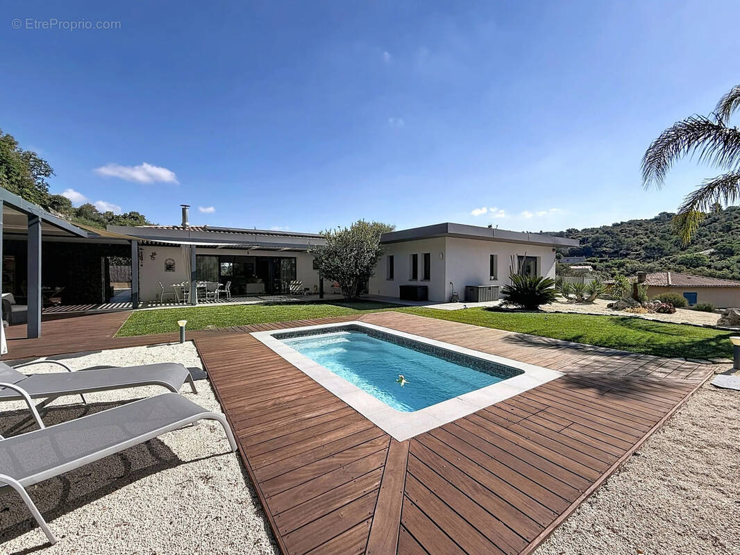 Maison à BIOT