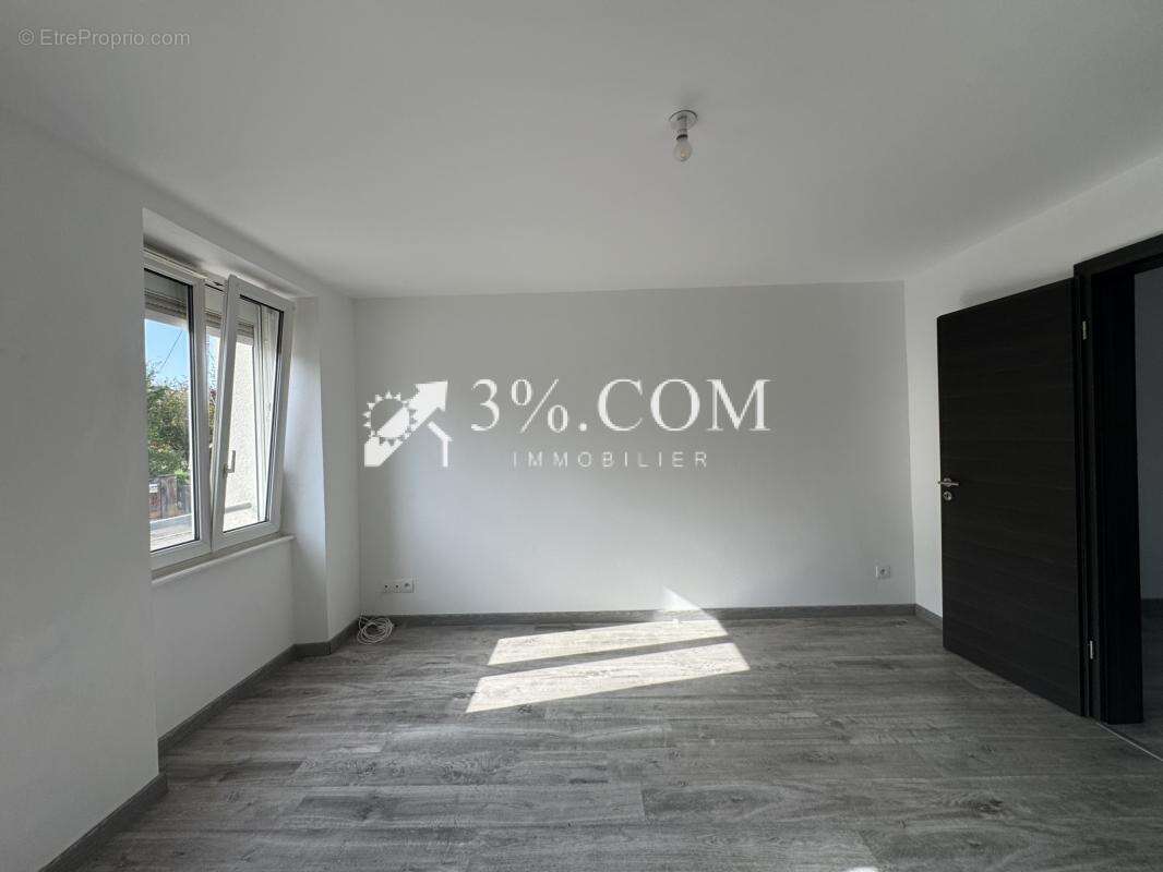 Maison à DOSSENHEIM-SUR-ZINSEL