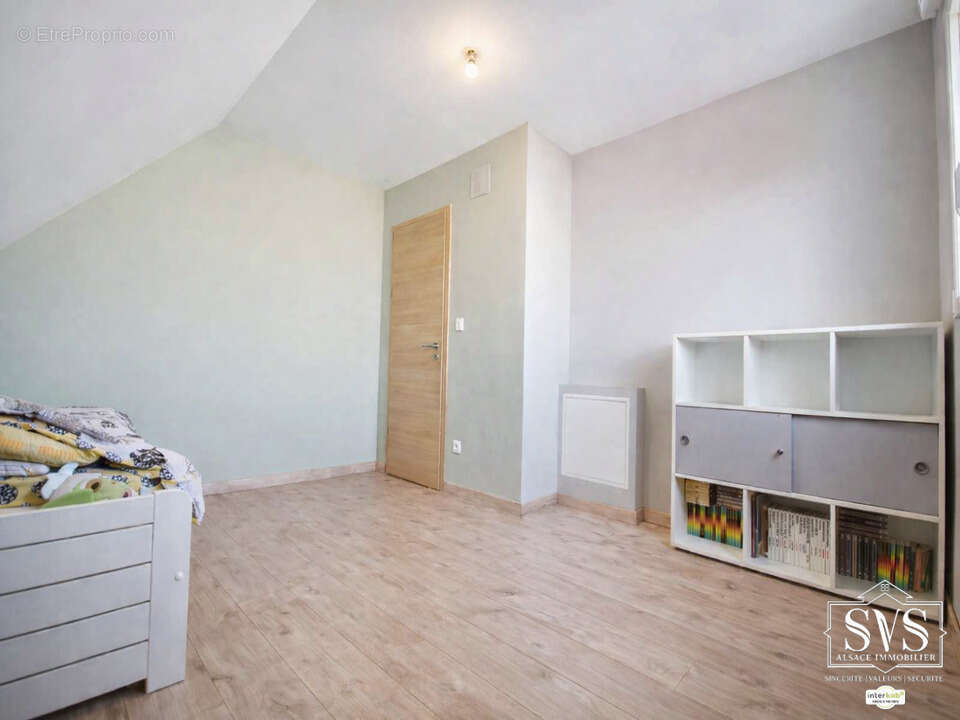 Maison individuelle (2018) - 5 pièces dont 3 chambres - 77,01 m2   Jardin & terrasse   Sous-sol complet   Gara - photo 15