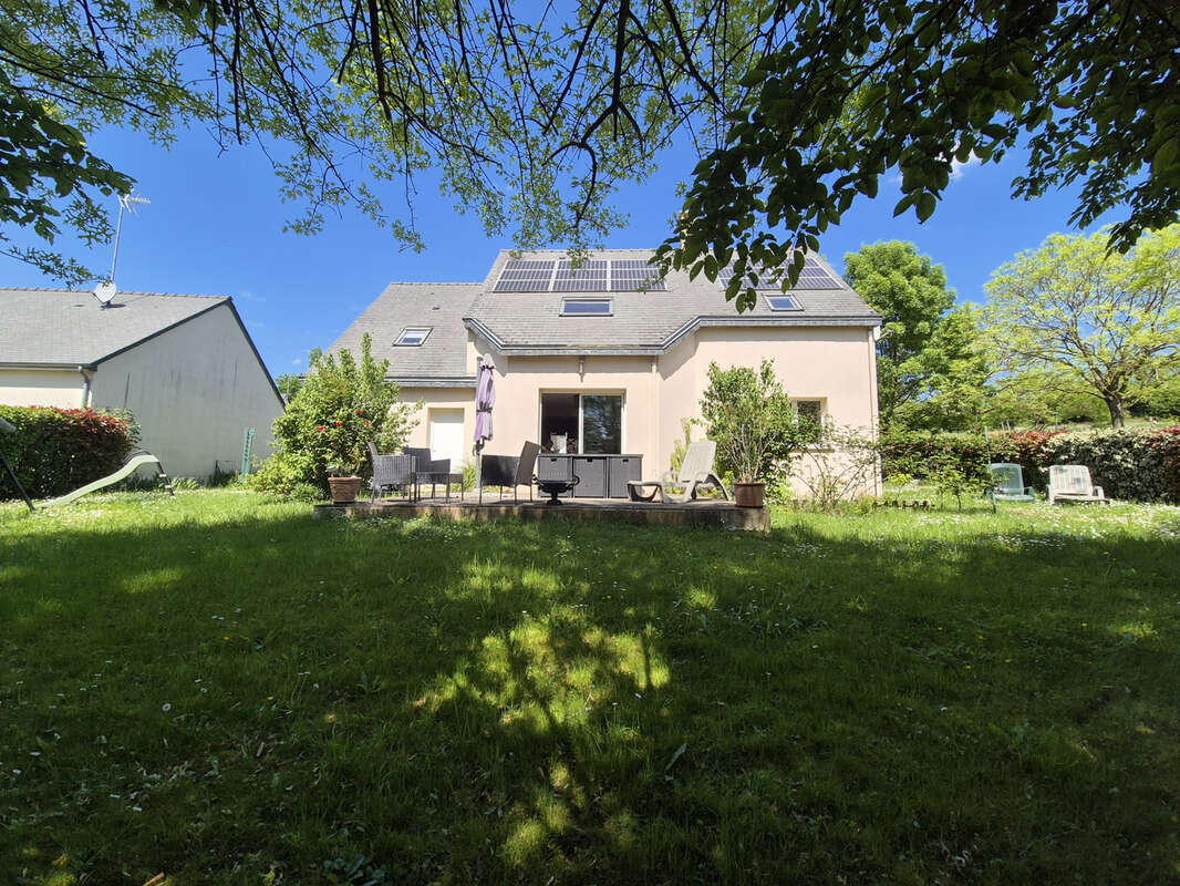 Maison à SAINT-DENIS-D'ANJOU