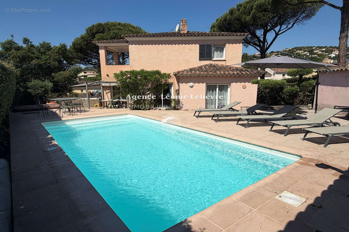 Maison à LES ISSAMBRES